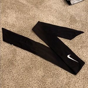 Nike Tying Headband